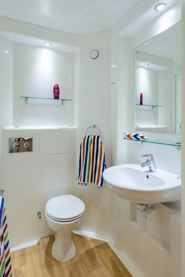 Inn Zeni Ensuite Rooms In Exeter